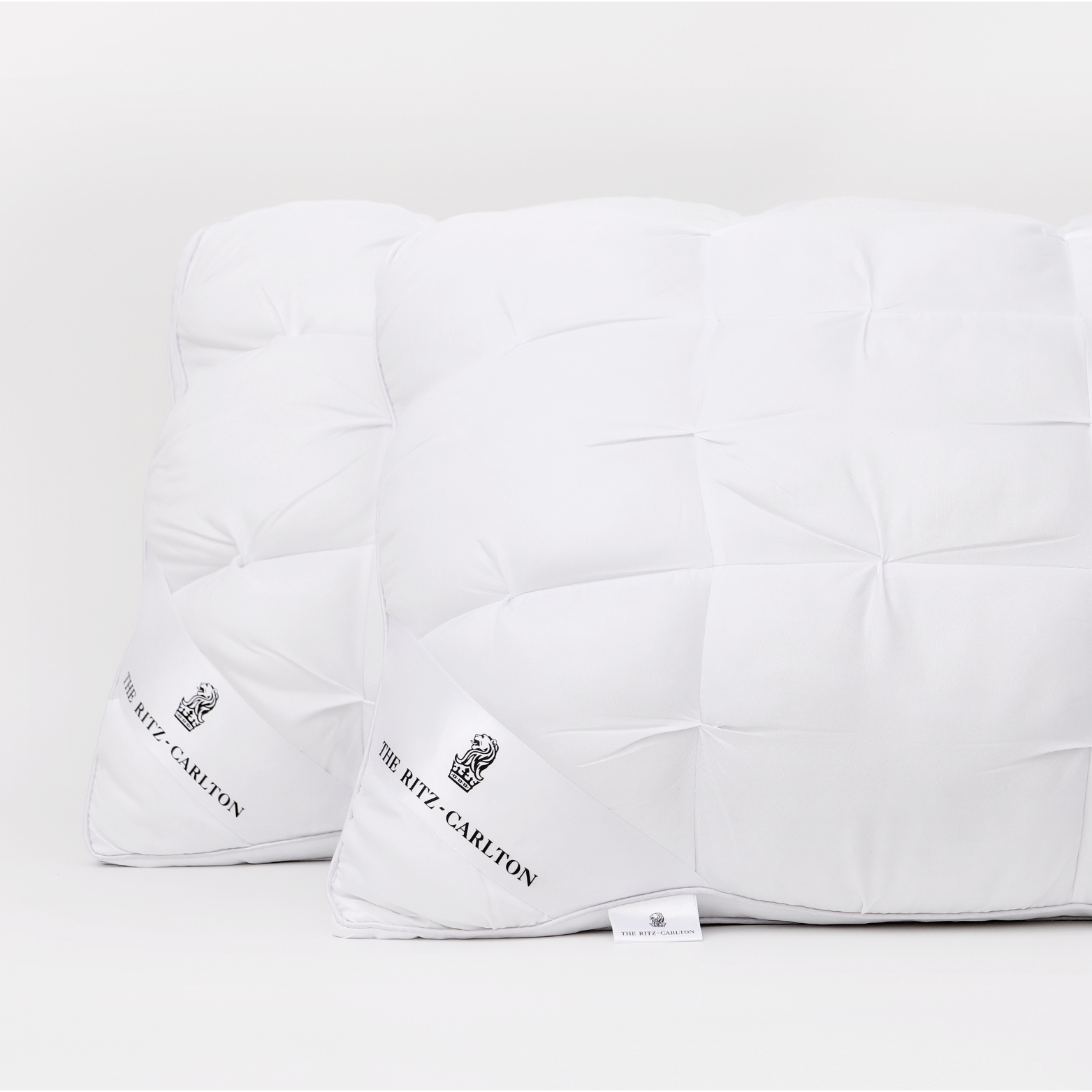 The Ritz Deluxe Pillow